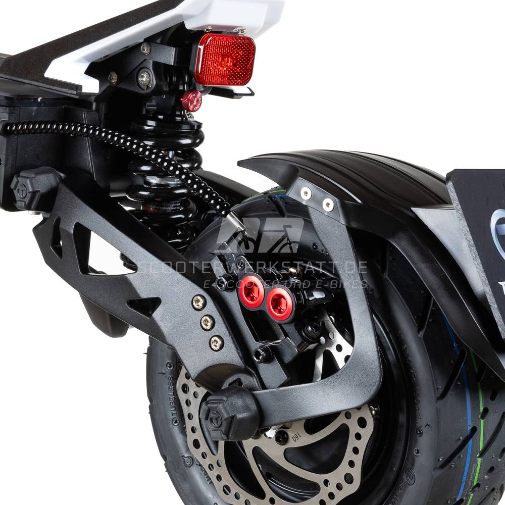 Teverun Fighter Eleven + SW 85kmh 40km 2x1600W 5000W E-Scooter