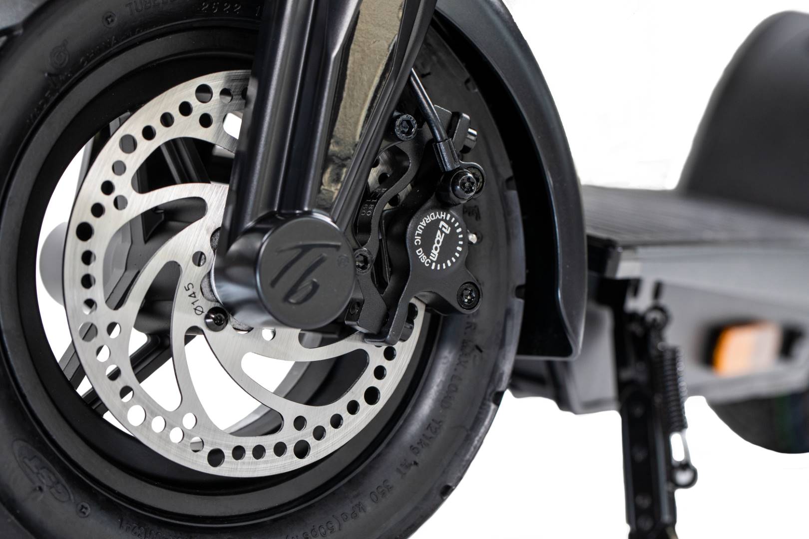 Trittbrett Paul GR 22kmh 95km 940,8Wh 500W 150kg E-Scooter ABE Trittbrett Paul GR 22kmh 75km 705,6Wh 500W 130kg E-Scooter ABE