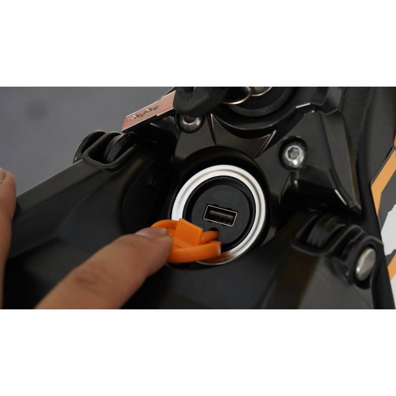 Futura Enduro M300 EEC Li-Io 45kmh/3000W/34Ah/80km SW E-Roller