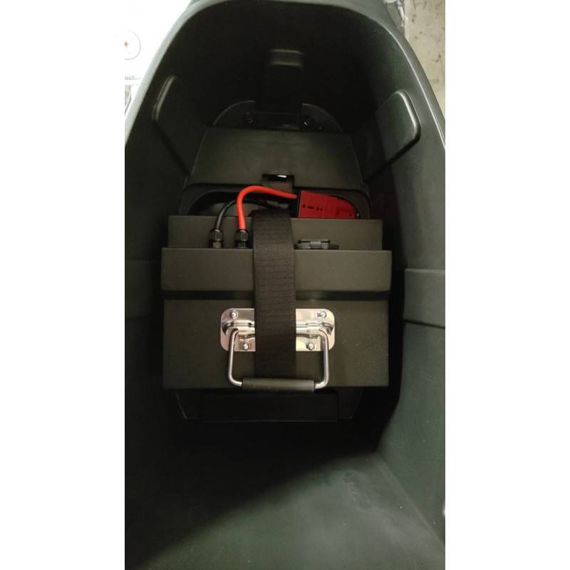 Futura Falcon Highspeed Li-Io 70kmh/2400W/30Ah/70km SW E-Roller